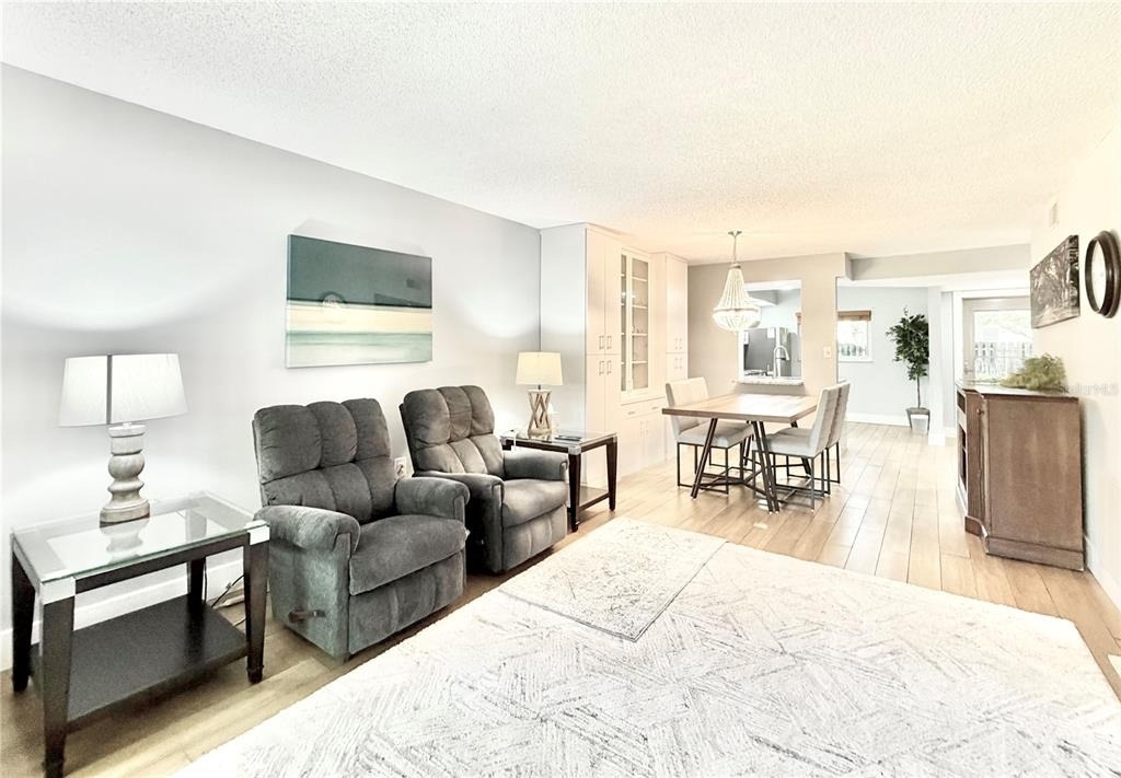 1241 S Martin Luther King Junior Avenue - Photo 3