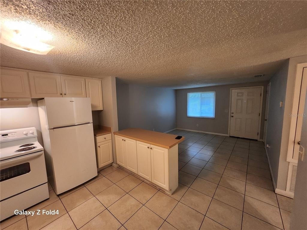 11724 N 14th Street - Photo 3