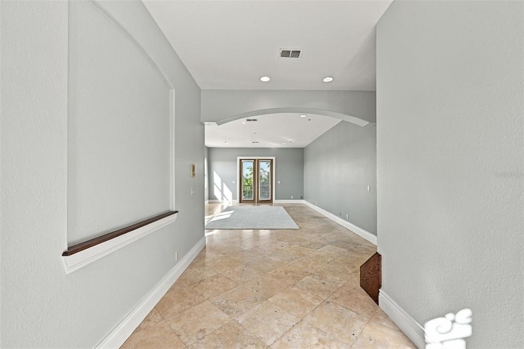 5644 Emerald Pointe Circle - Photo 4