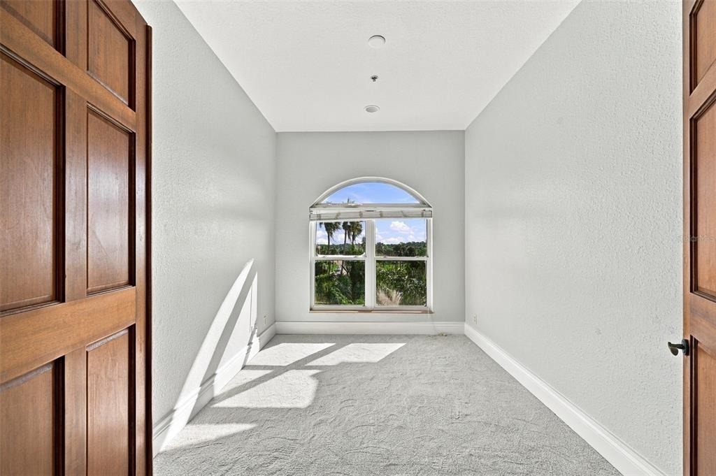 5644 Emerald Pointe Circle - Photo 21