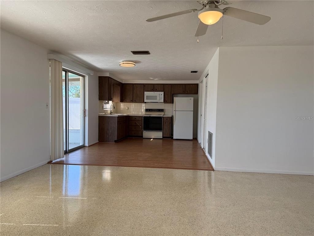 3838 Beechwood Drive - Photo 4