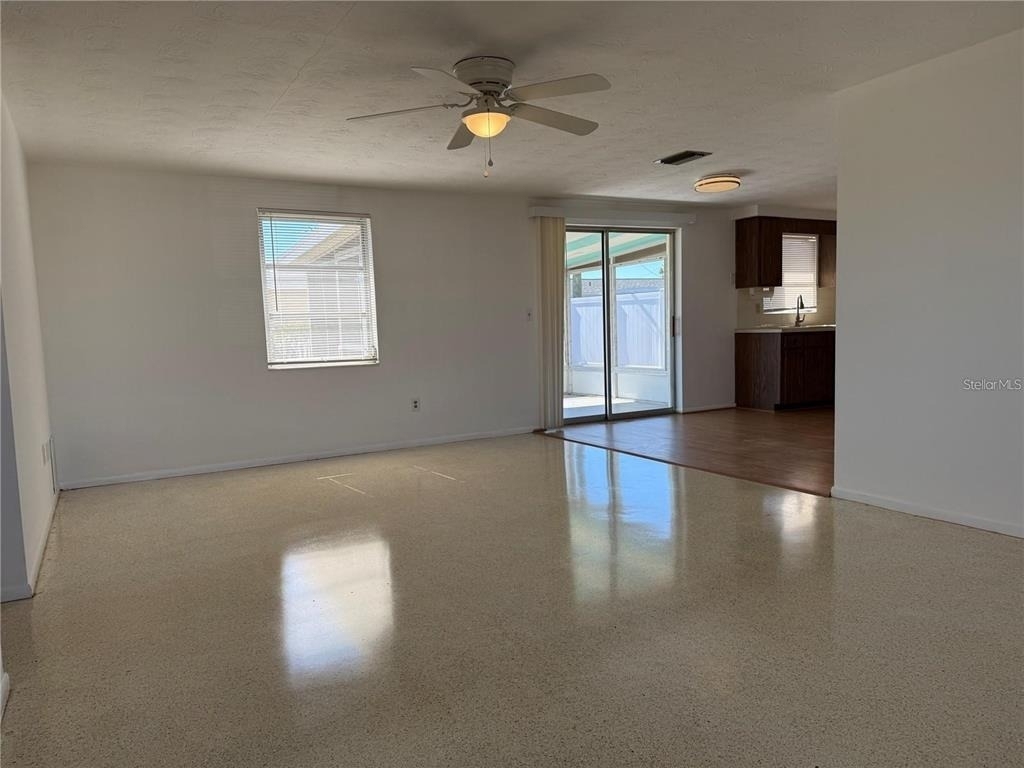 3838 Beechwood Drive - Photo 3