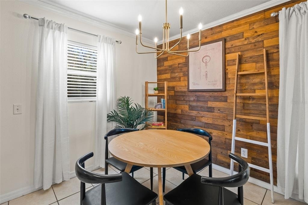6010 N Dexter Avenue - Photo 3