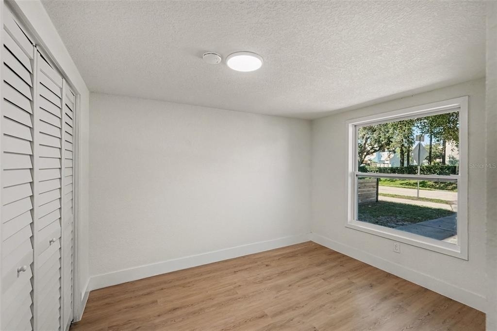 3306 W Wyoming Avenue - Photo 10