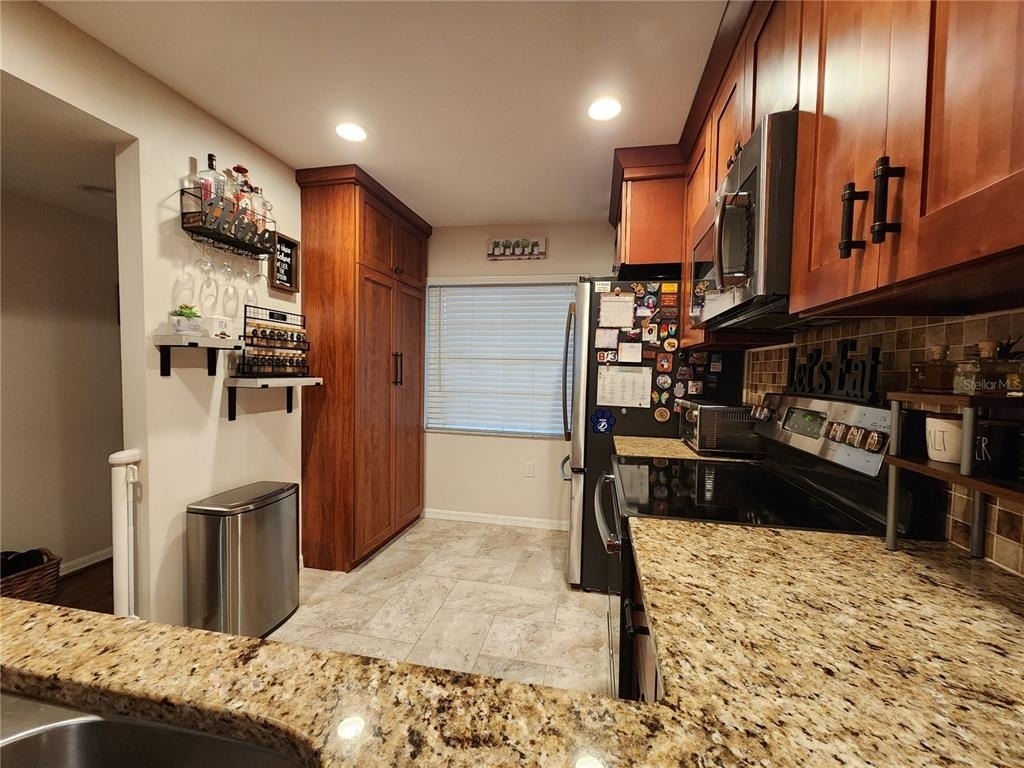 2400 Winding Creek Boulevard - Photo 3