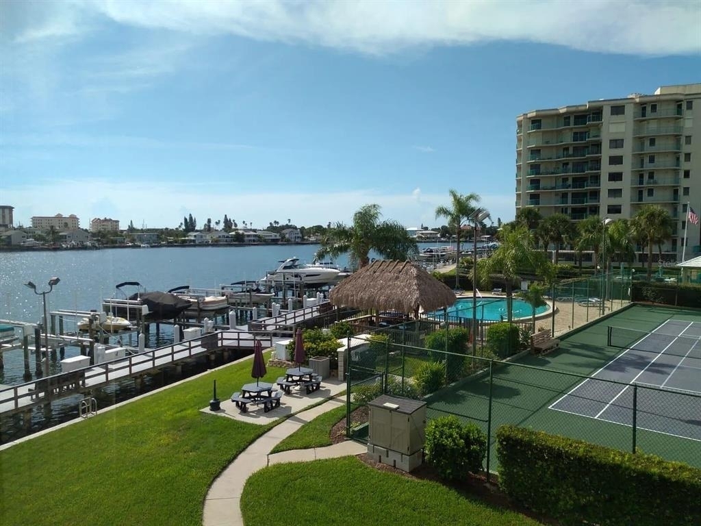 660 Island Way - Photo 1