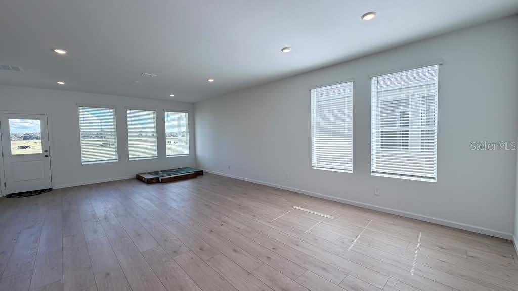 4389 Vibernum Avenue - Photo 2