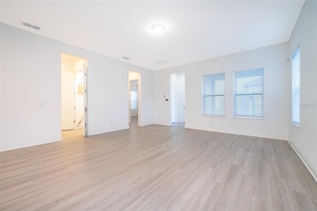 7935 Nemours Parkway - Photo 18