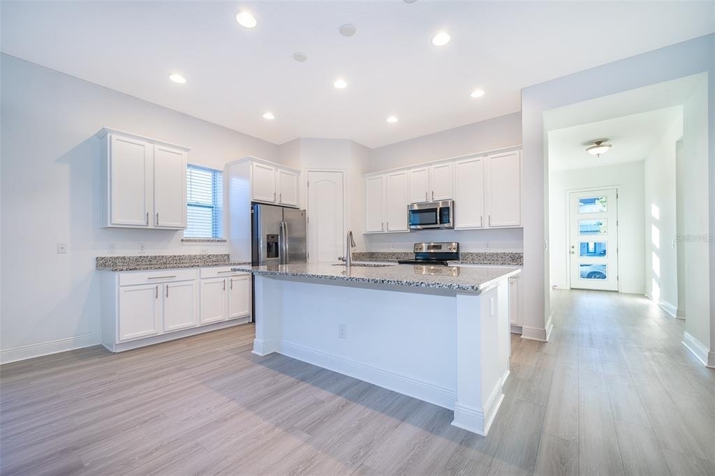 7935 Nemours Parkway - Photo 17