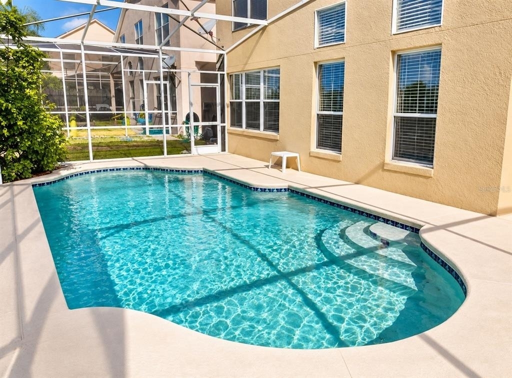 715 Riggs Circle - Photo 2