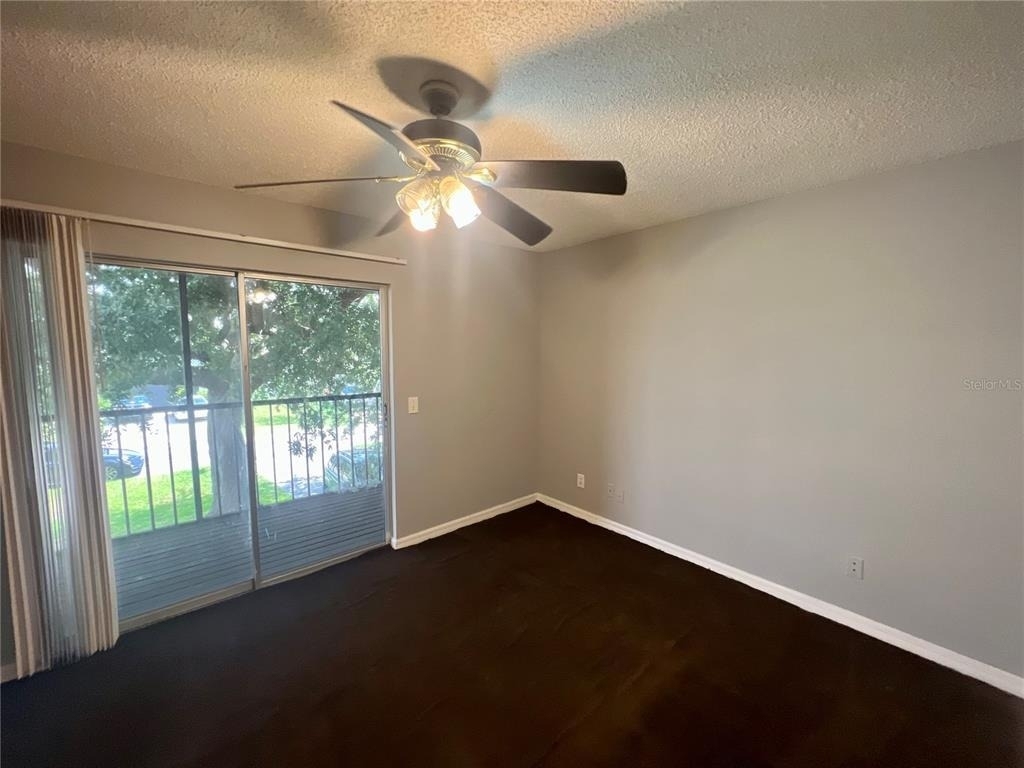 624 Royalty Court - Photo 8