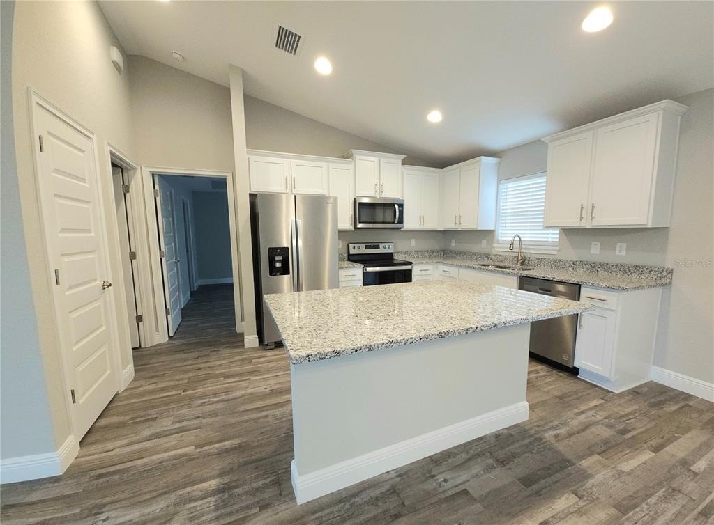 312 Locust Pass - Photo 1