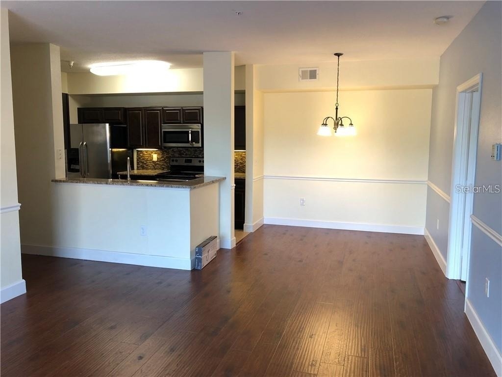 5536 Metrowest Boulevard - Photo 1