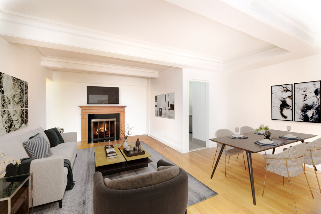 West 55th Street - Photo 1