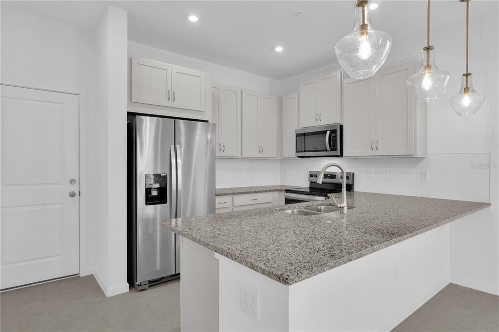 9656 Peace Drive - Photo 4