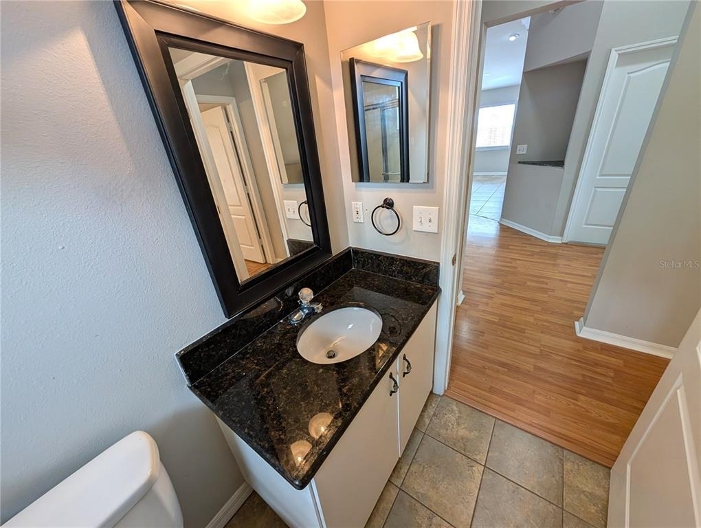 913 Stallion Way - Photo 17