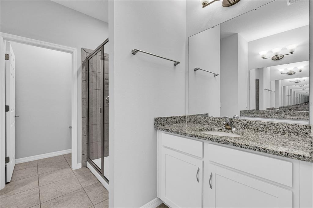 2747 Rowan Street - Photo 17