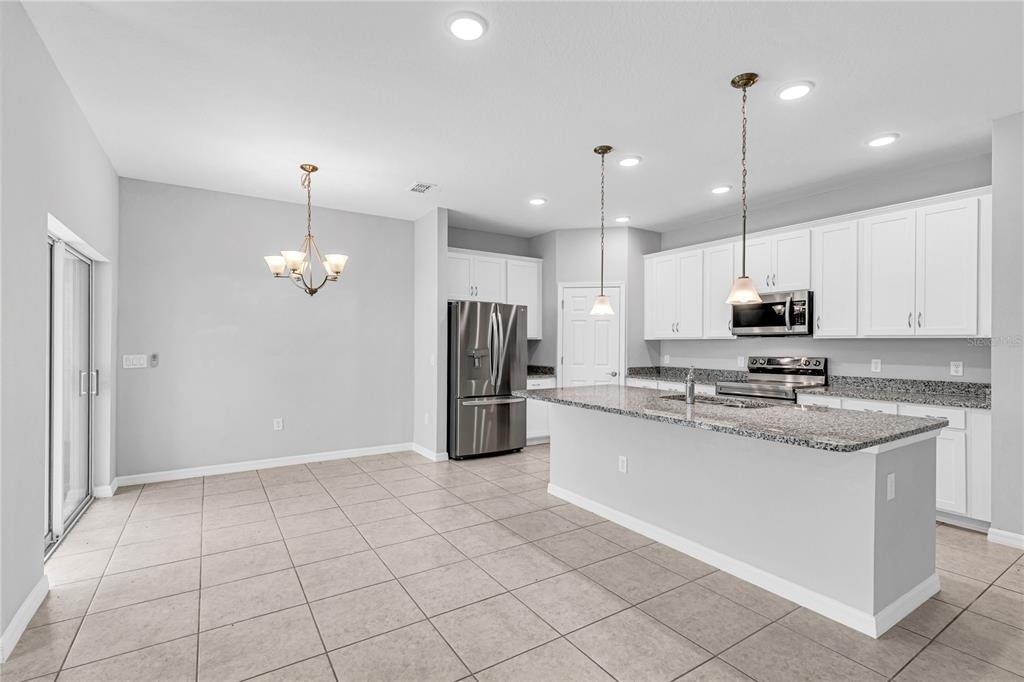 2747 Rowan Street - Photo 24