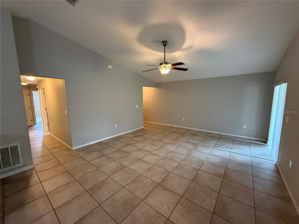 1935 Bretton Ridge Drive - Photo 3