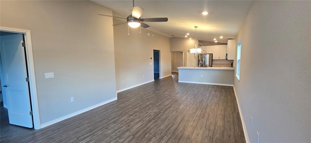 725 Bayside Boulevard - Photo 12