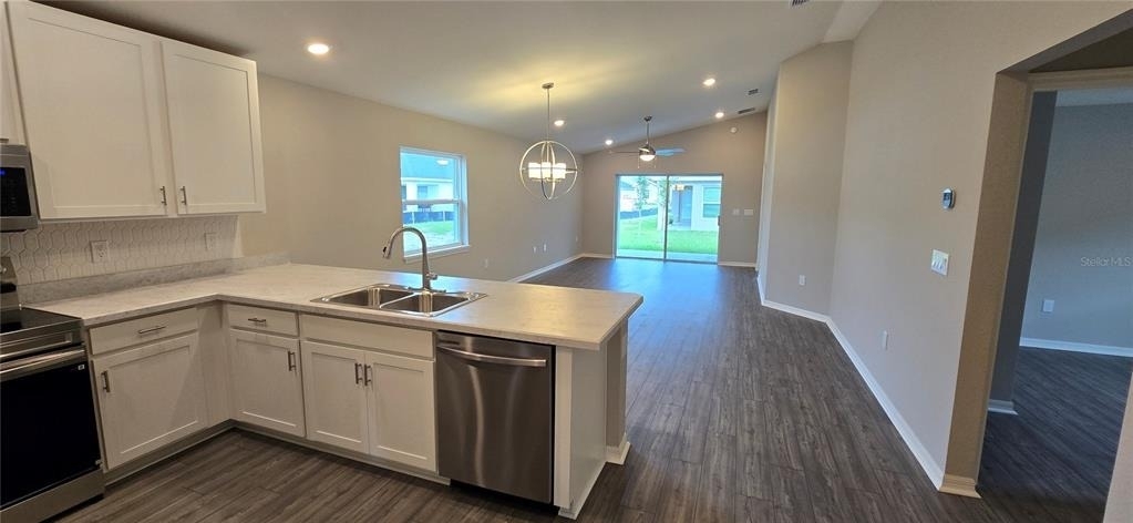 725 Bayside Boulevard - Photo 5
