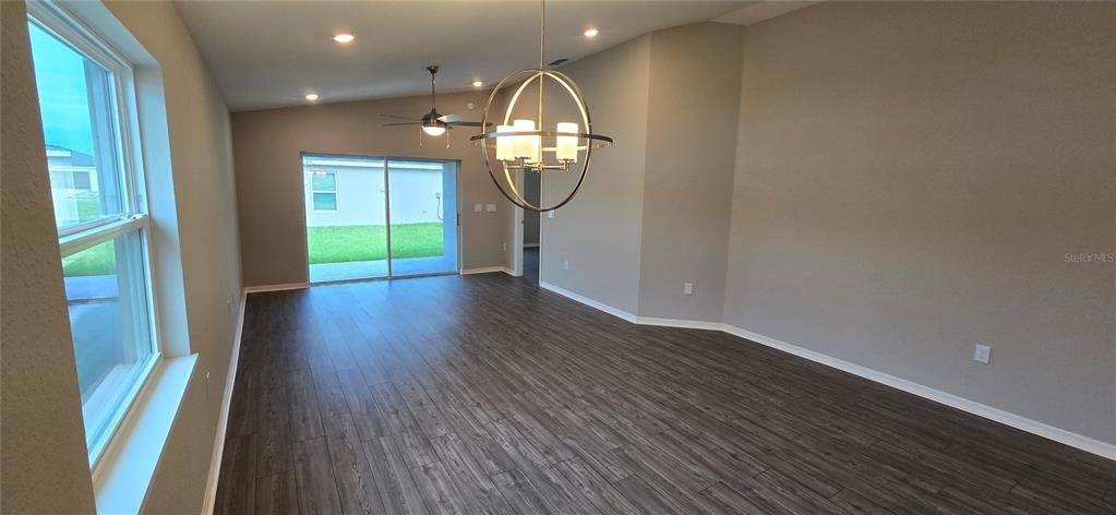 725 Bayside Boulevard - Photo 8