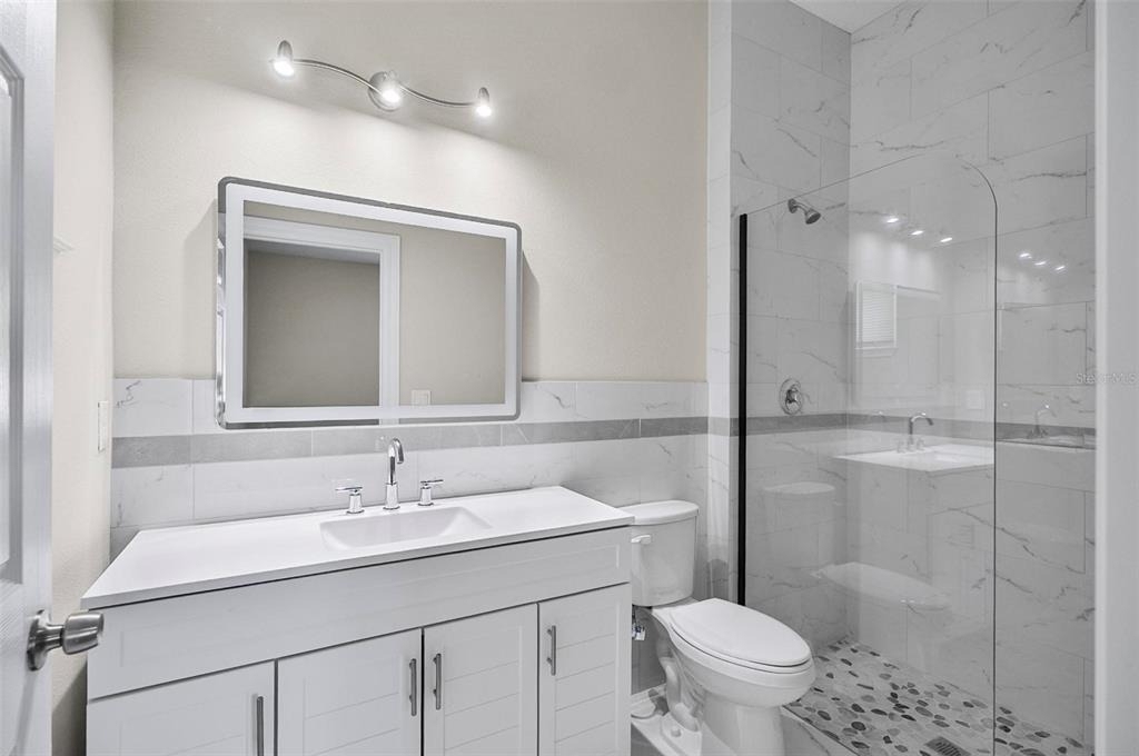 122 Coral Reef Court N - Photo 25