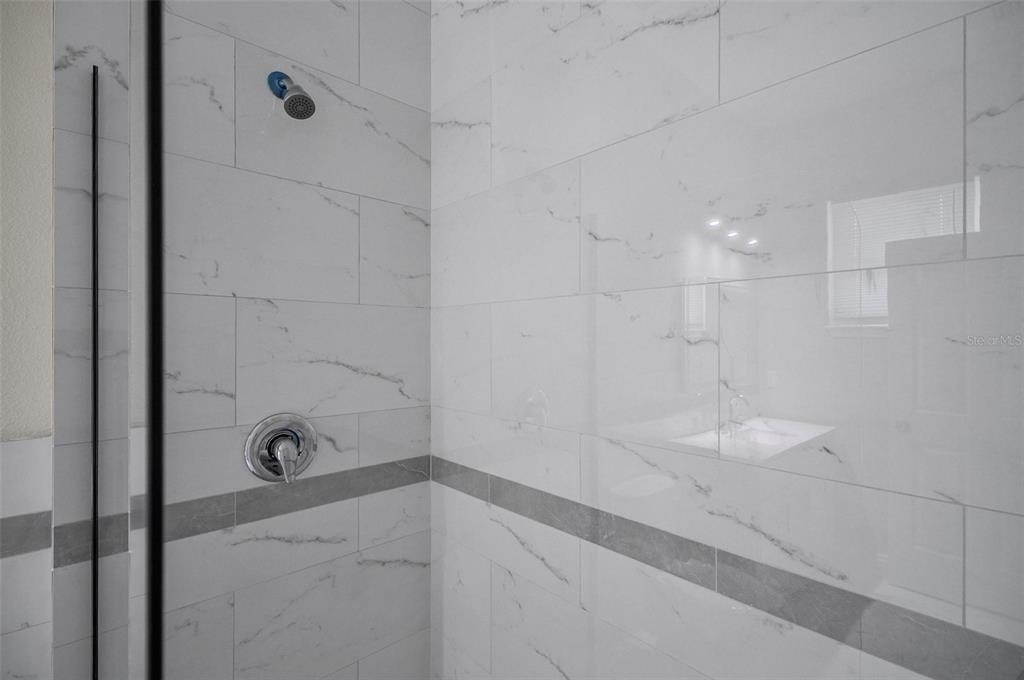 122 Coral Reef Court N - Photo 27