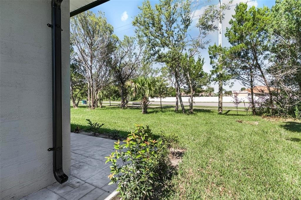 122 Coral Reef Court N - Photo 33