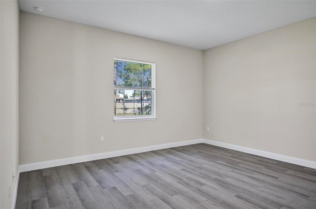 122 Coral Reef Court N - Photo 19