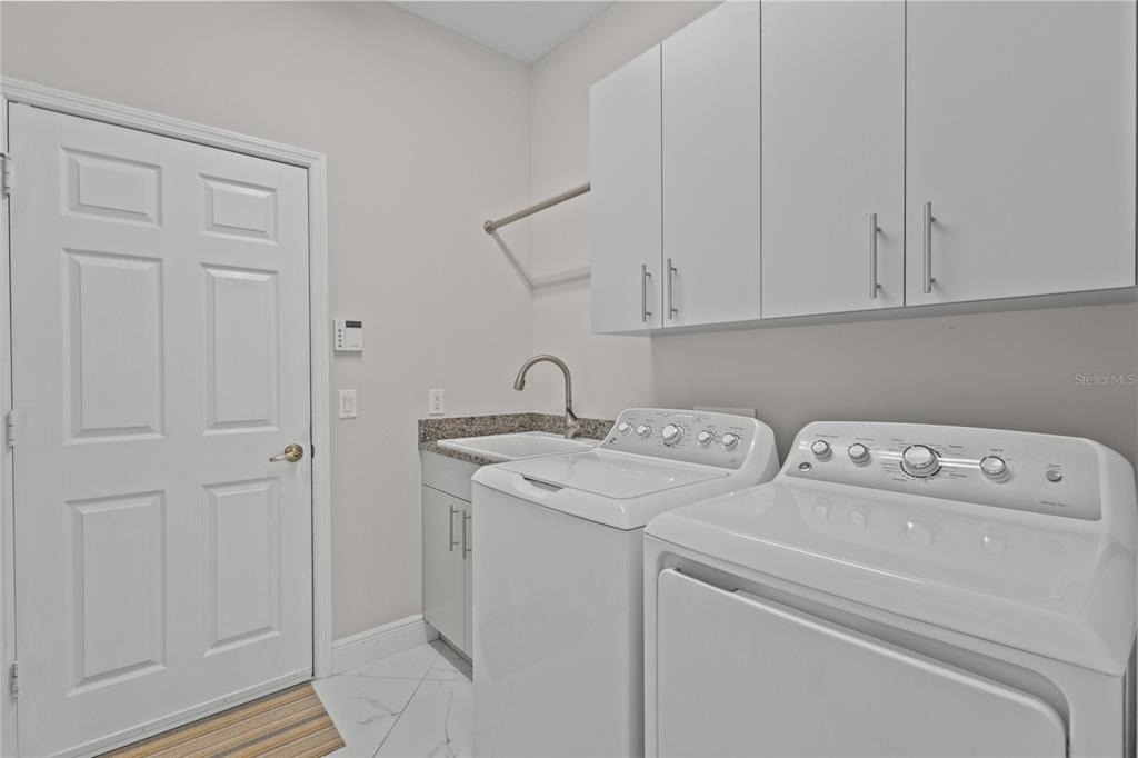 7622 Desert Inn Way - Photo 28