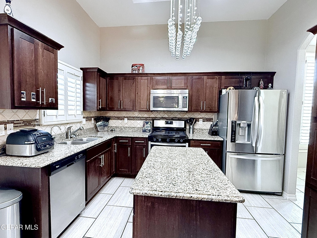 3178 Red Orchard Drive - Photo 9