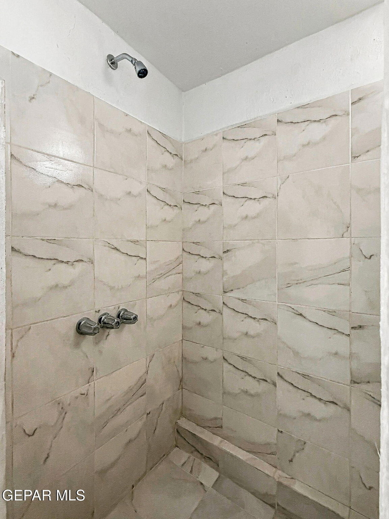218 Nw I Avenue - Photo 12