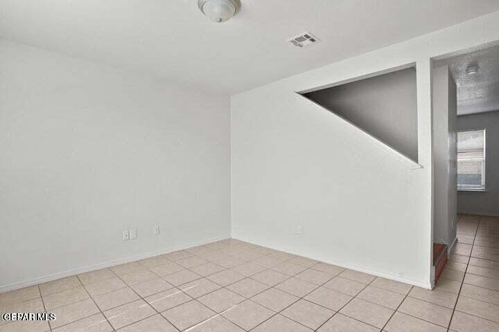 3906 Lincoln Avenue - Photo 3