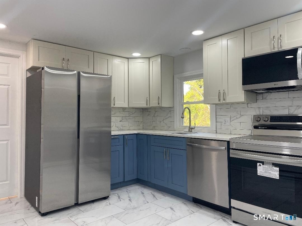 422 Gold Star Highway - Photo 6