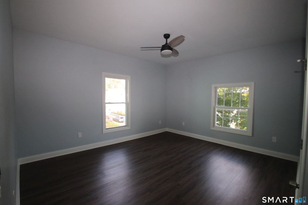 60 Perry Avenue - Photo 9