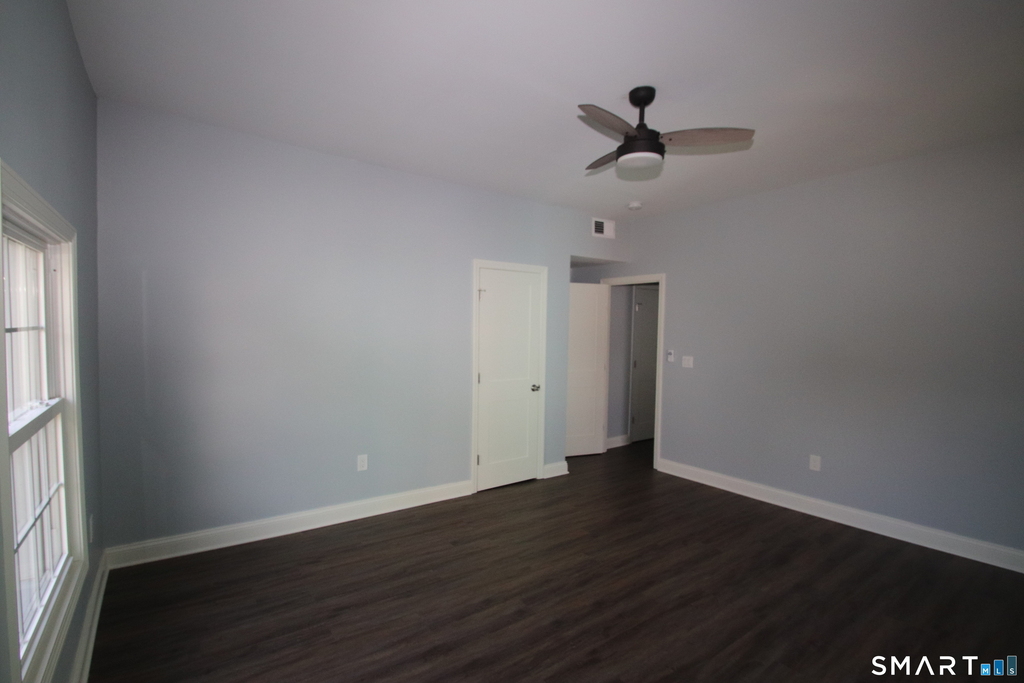 60 Perry Avenue - Photo 8