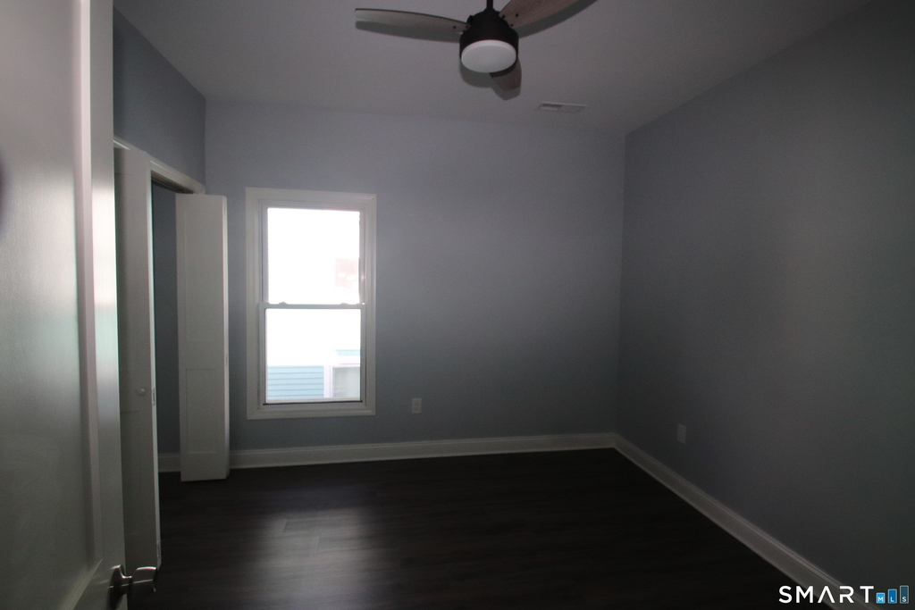 60 Perry Avenue - Photo 11