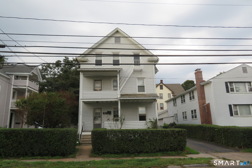 418 East Street - Photo 3