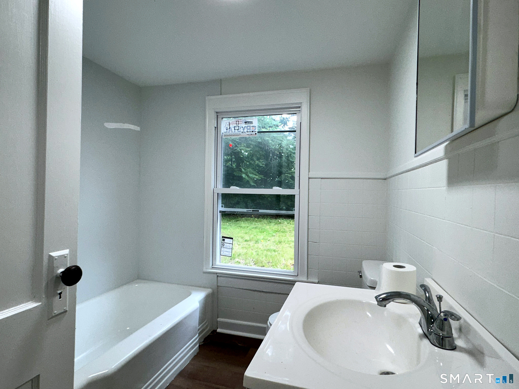 81 Springdale Avenue - Photo 11