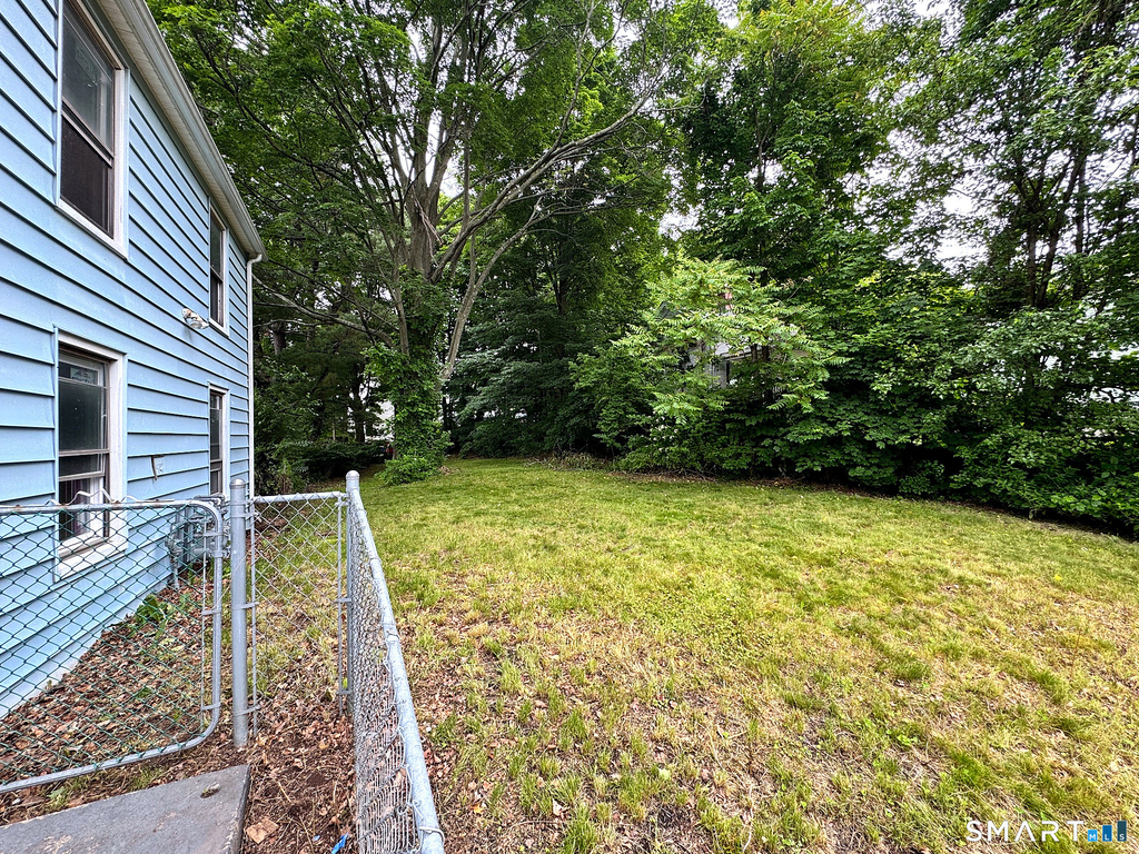 81 Springdale Avenue - Photo 16