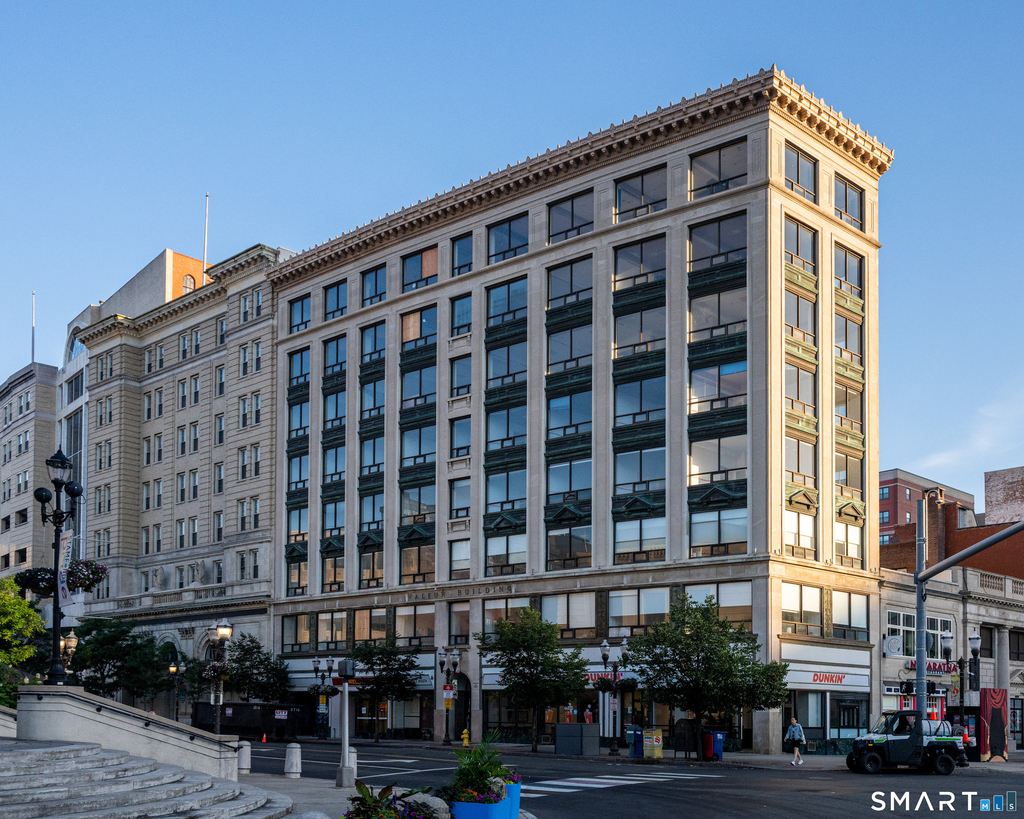 400 Main Street - Photo 1