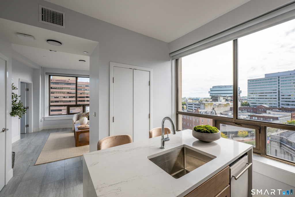 400 Main Street - Photo 13