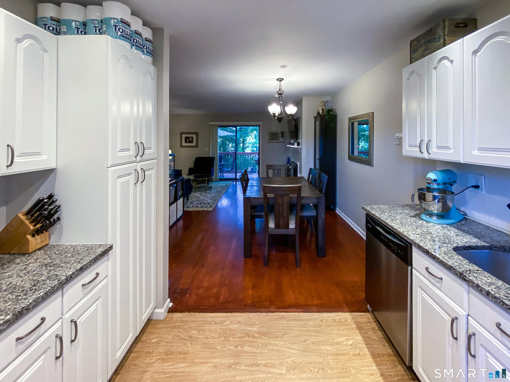79 Highview Avenue - Photo 14