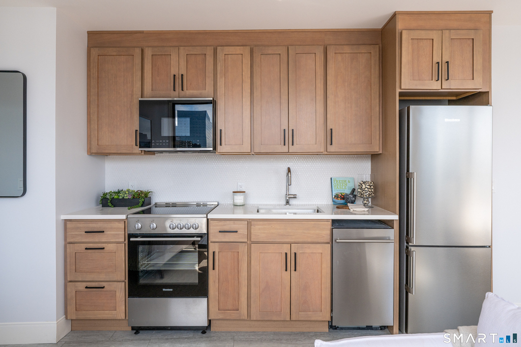 400 Main Street - Photo 13