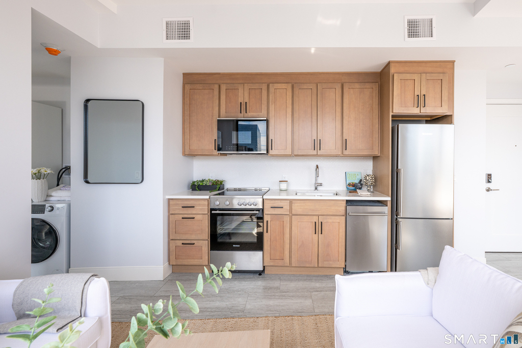 400 Main Street - Photo 14