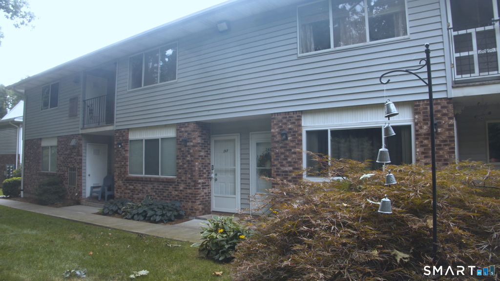 140 Thompson Street - Photo 1