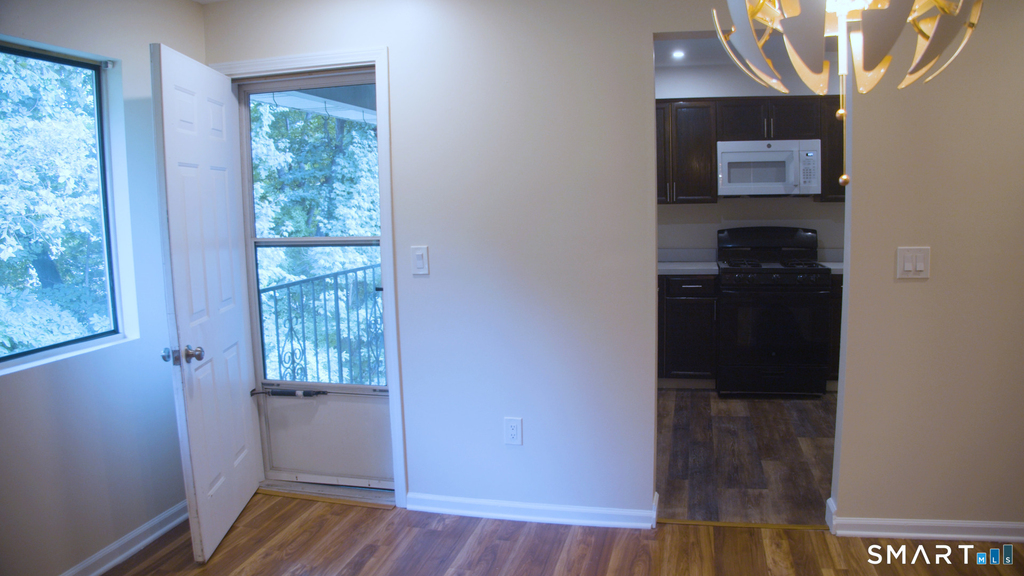 140 Thompson Street - Photo 8