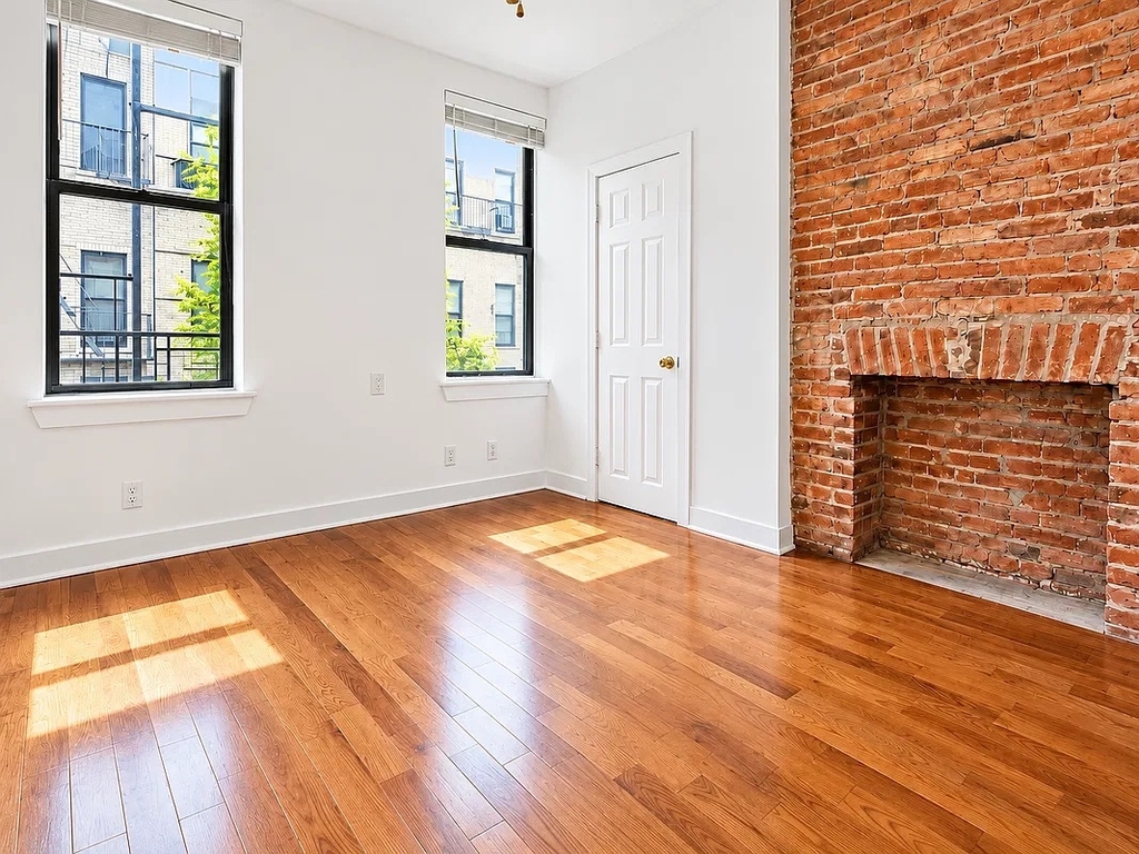 294 Harman Street - Photo 3