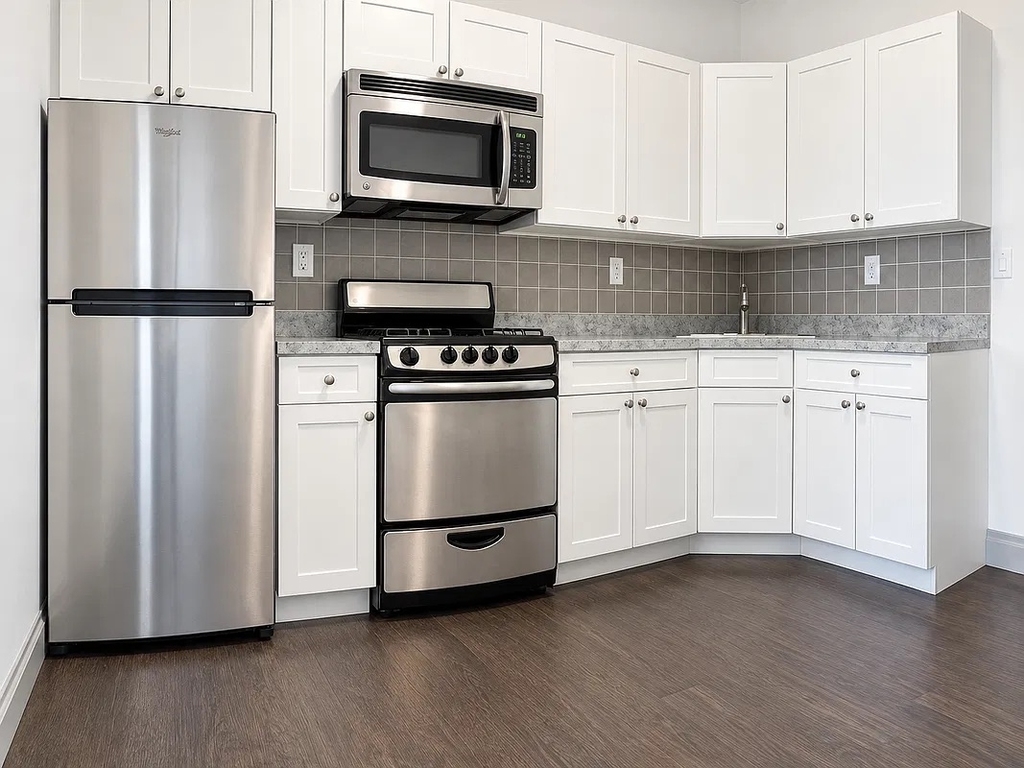 294 Harman Street - Photo 0